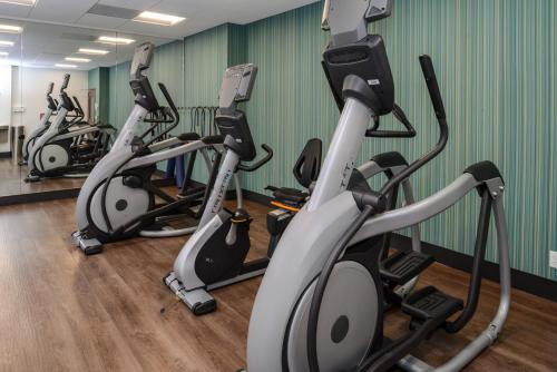 holiday inn express and suites wildwood the villages
