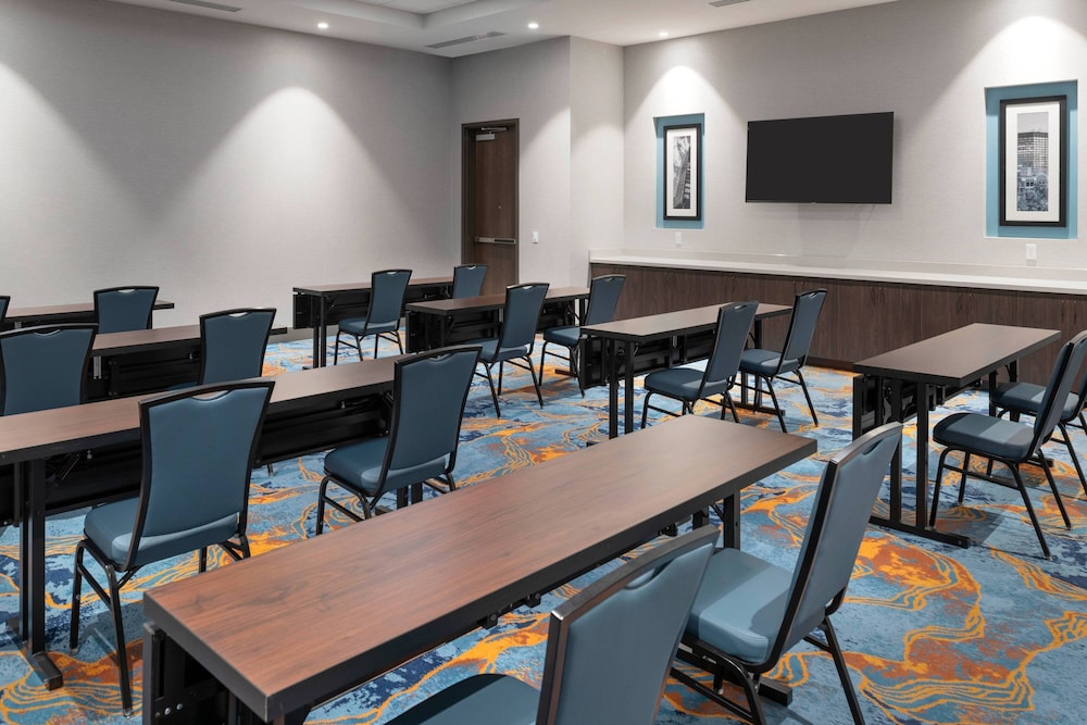 residence inn by marriott manchester downtown