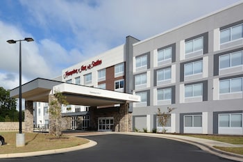 hampton inn and suites by hilton charlotte north i 485