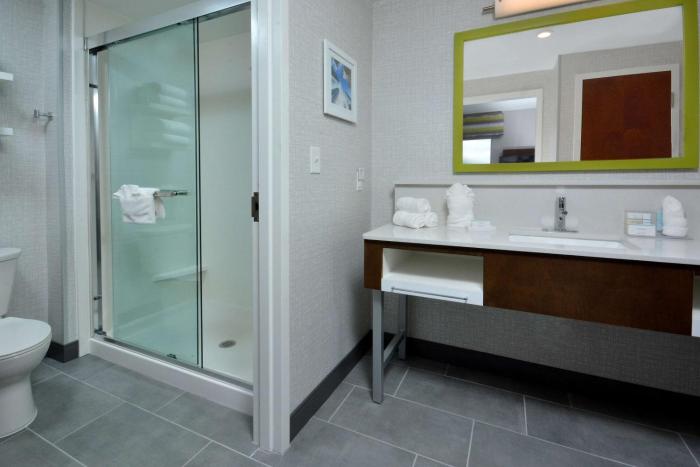 hampton inn and suites by hilton charlotte north i 485