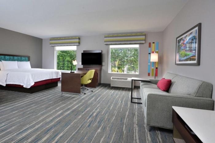 hampton inn and suites by hilton charlotte north i 485