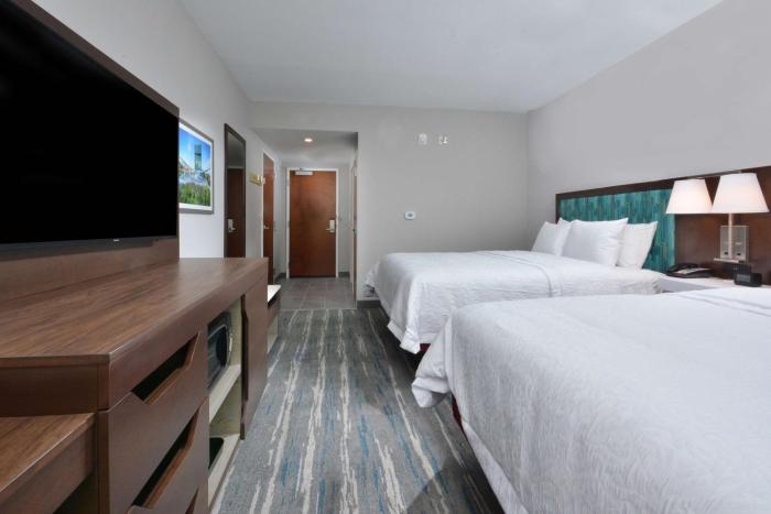 hampton inn and suites by hilton charlotte north i 485