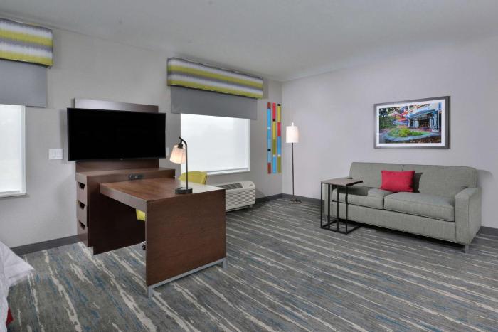 hampton inn and suites by hilton charlotte north i 485