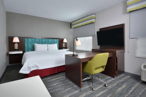 hampton inn and suites by hilton charlotte north i 485