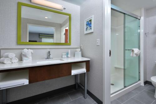hampton inn and suites by hilton charlotte north i 485