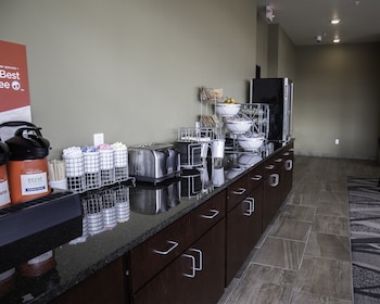 cobblestone hotel and suites two rivers