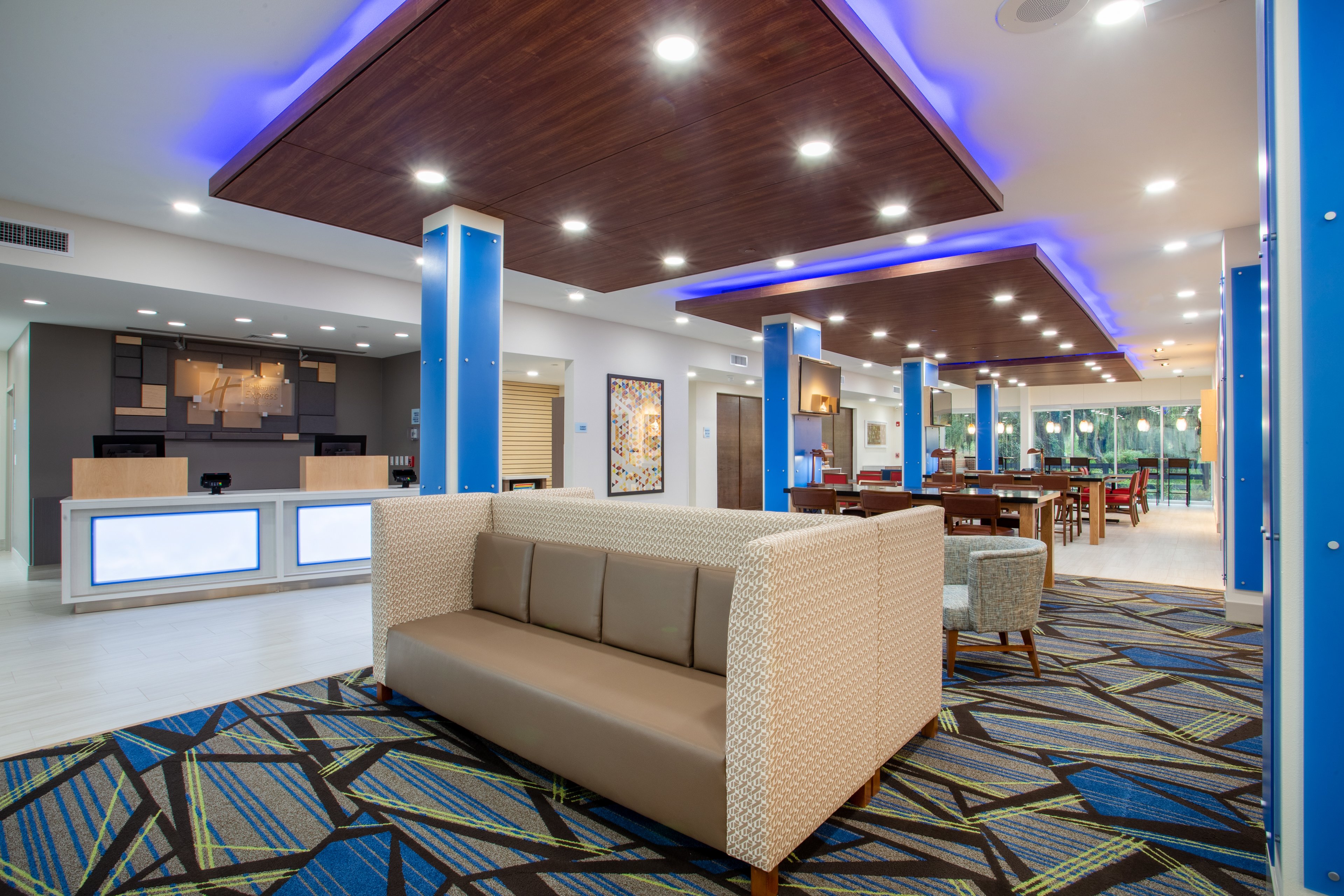 holiday inn express and suites deland south an ihg hotel