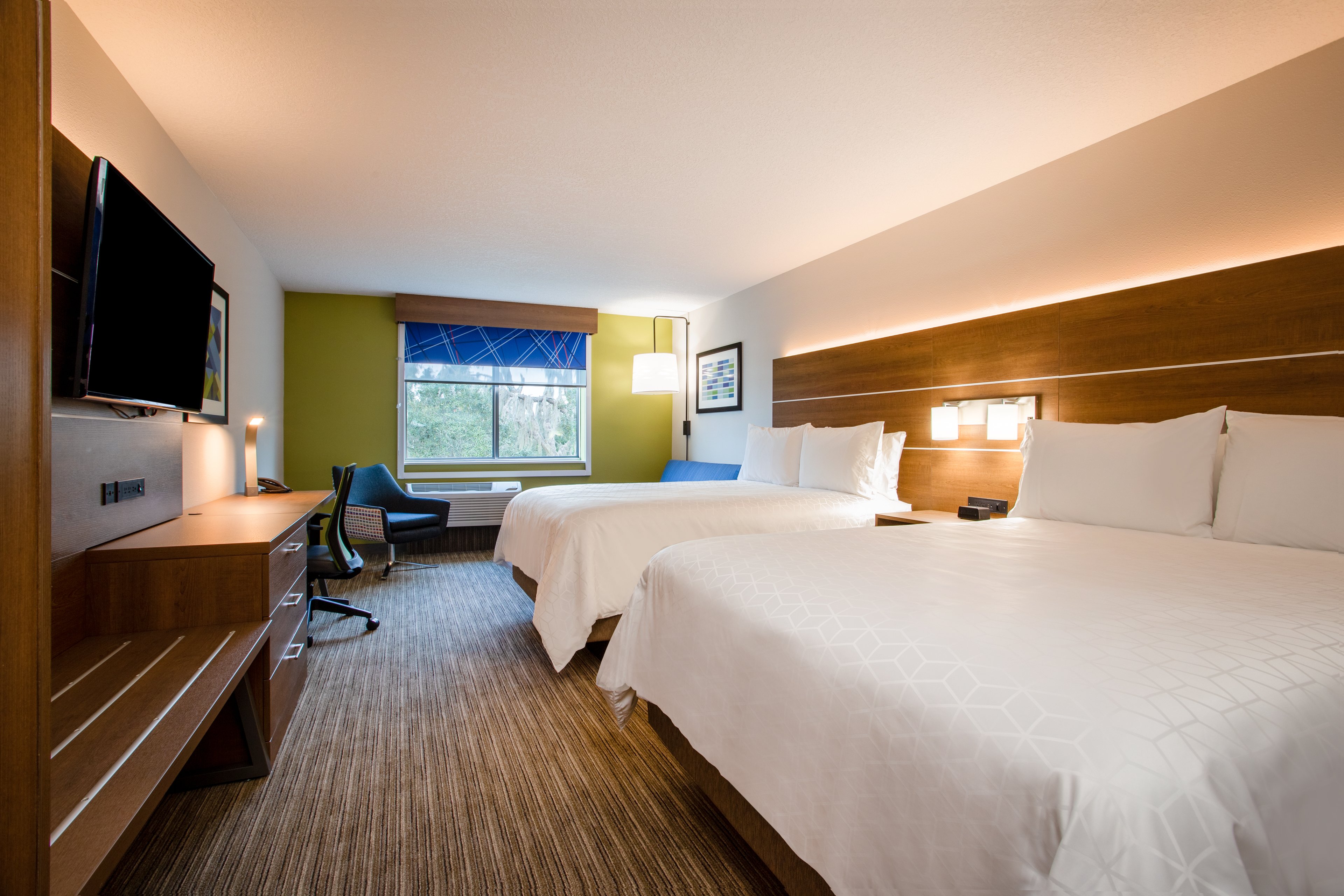 holiday inn express and suites deland south an ihg hotel