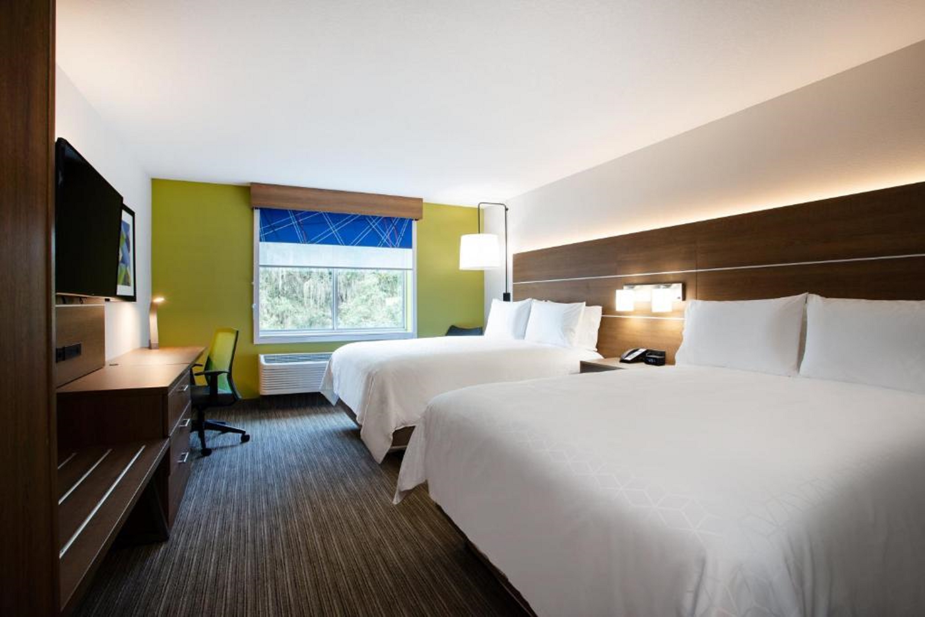 holiday inn express and suites deland south an ihg hotel