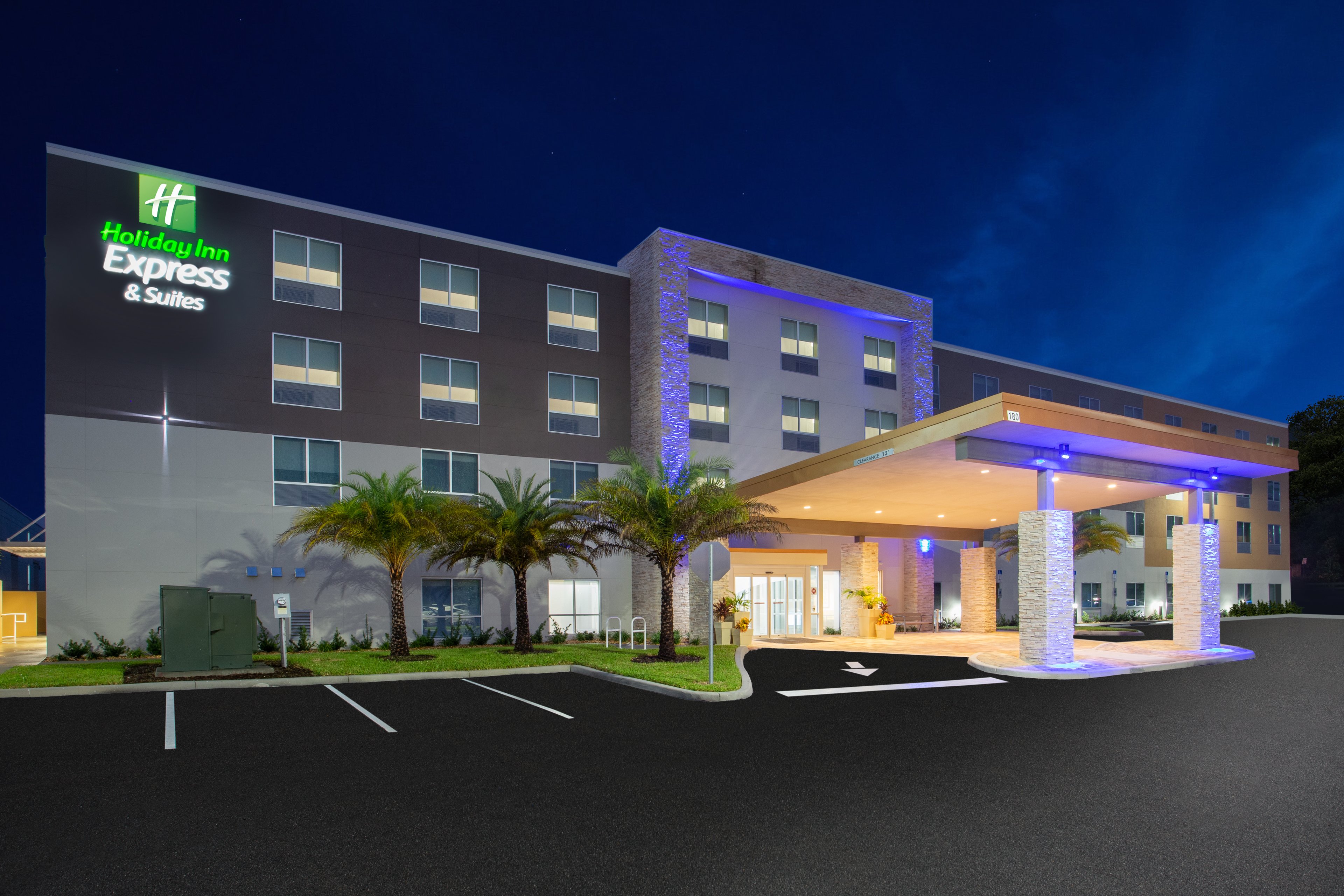holiday inn express and suites deland south an ihg hotel