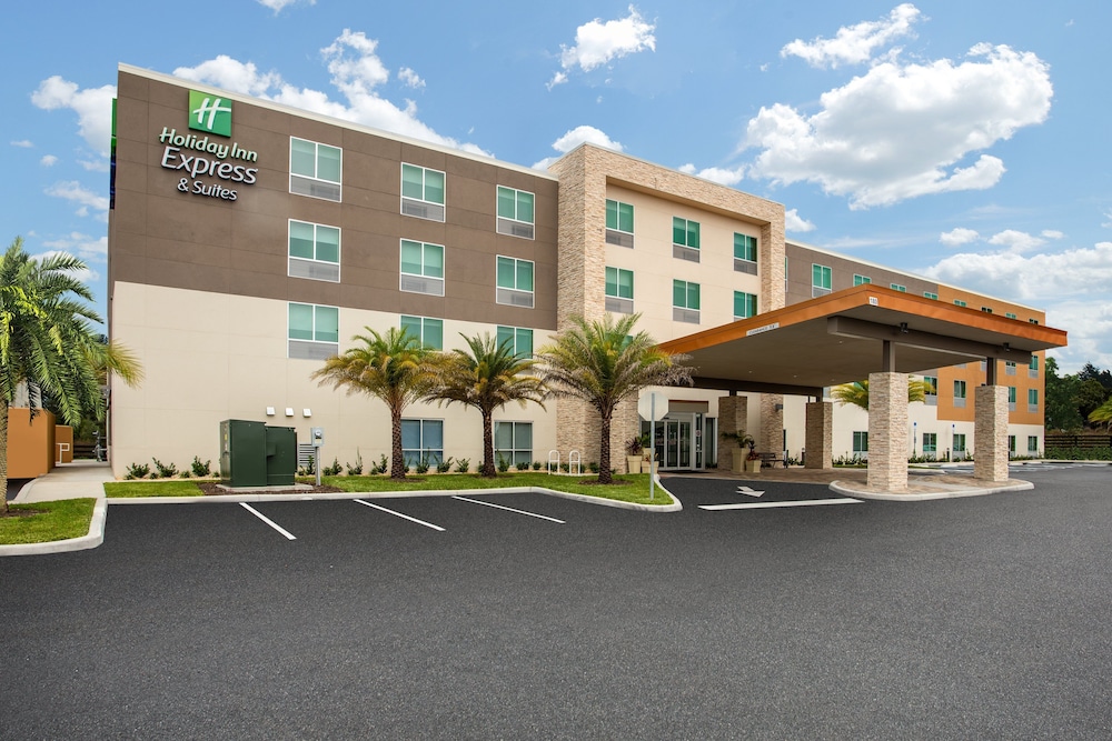 holiday inn express and suites deland south an ihg hotel