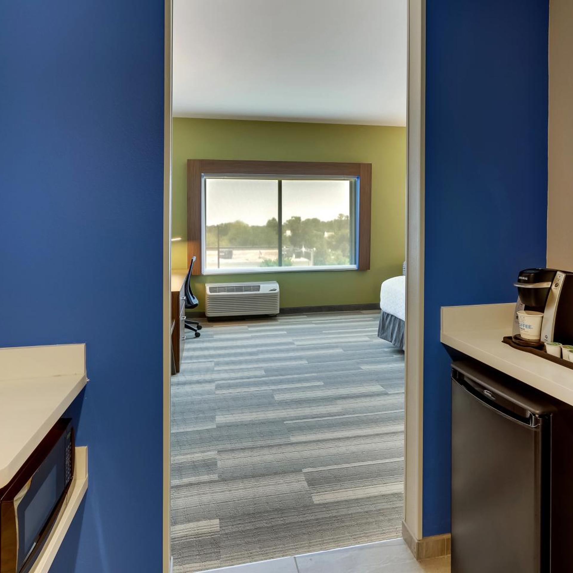 holiday inn express wilmington porters neck an ihg hotel
