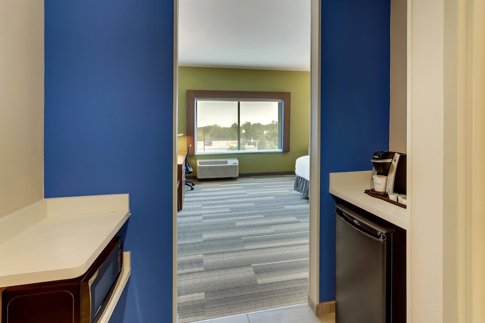 holiday inn express wilmington porters neck an ihg hotel