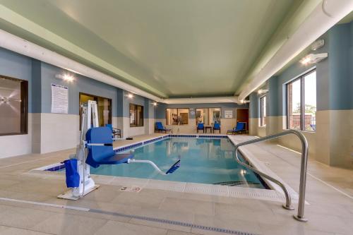 holiday inn express wilmington porters neck an ihg hotel