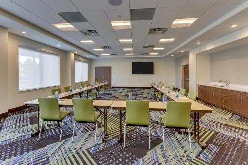 holiday inn express wilmington porters neck an ihg hotel