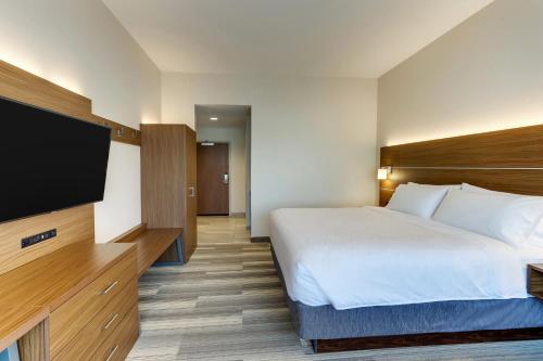 holiday inn express wilmington porters neck an ihg hotel
