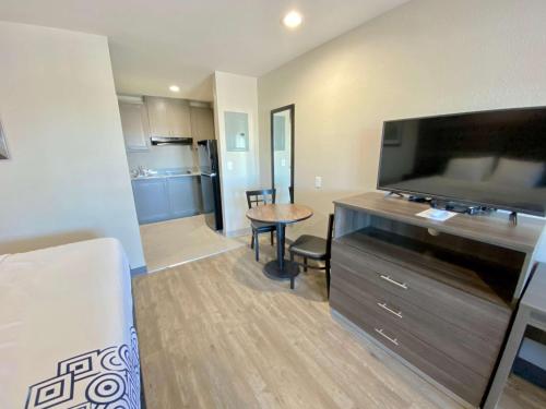 surestay plus hotel by best western ada