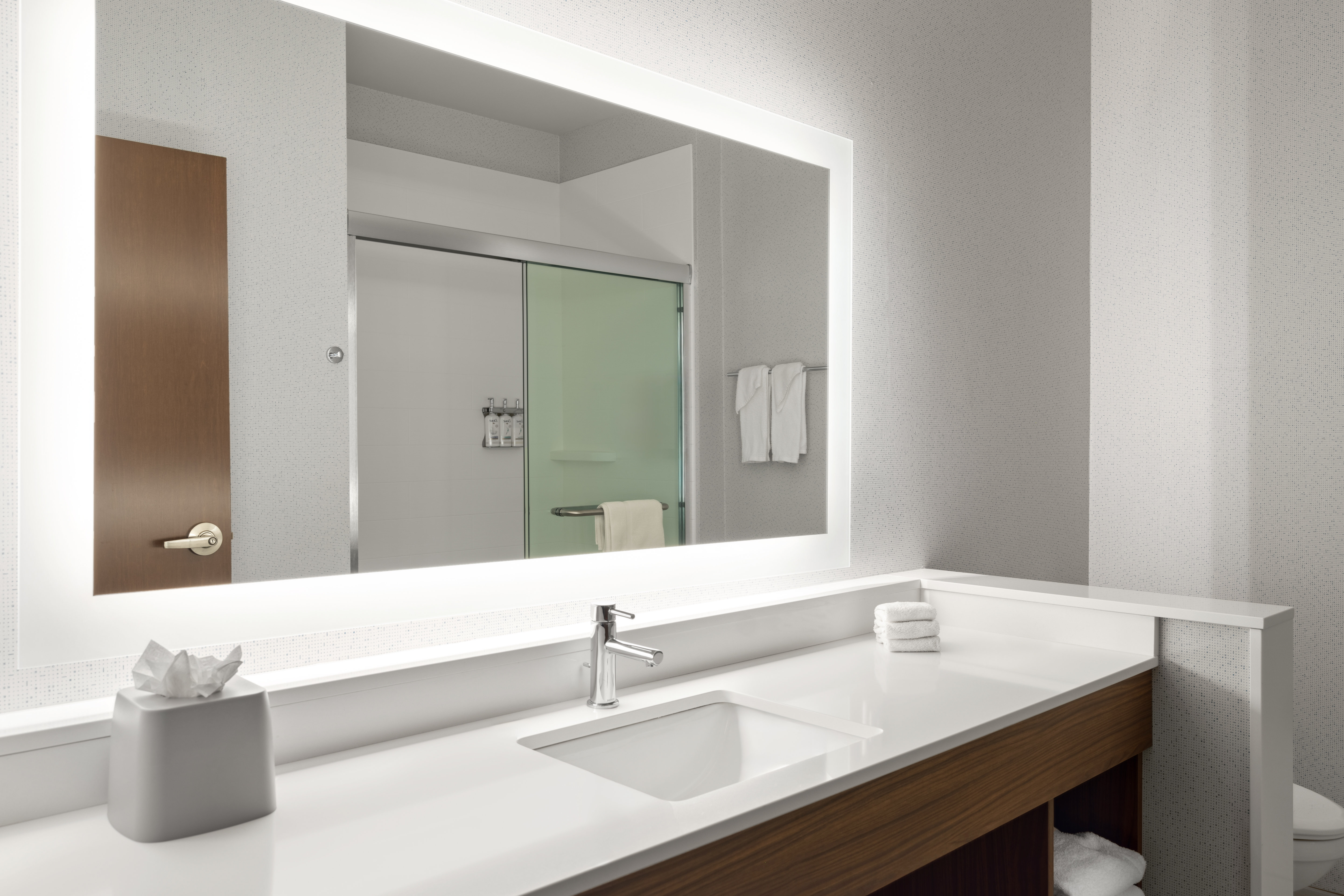 holiday inn express and suites madison w middleton