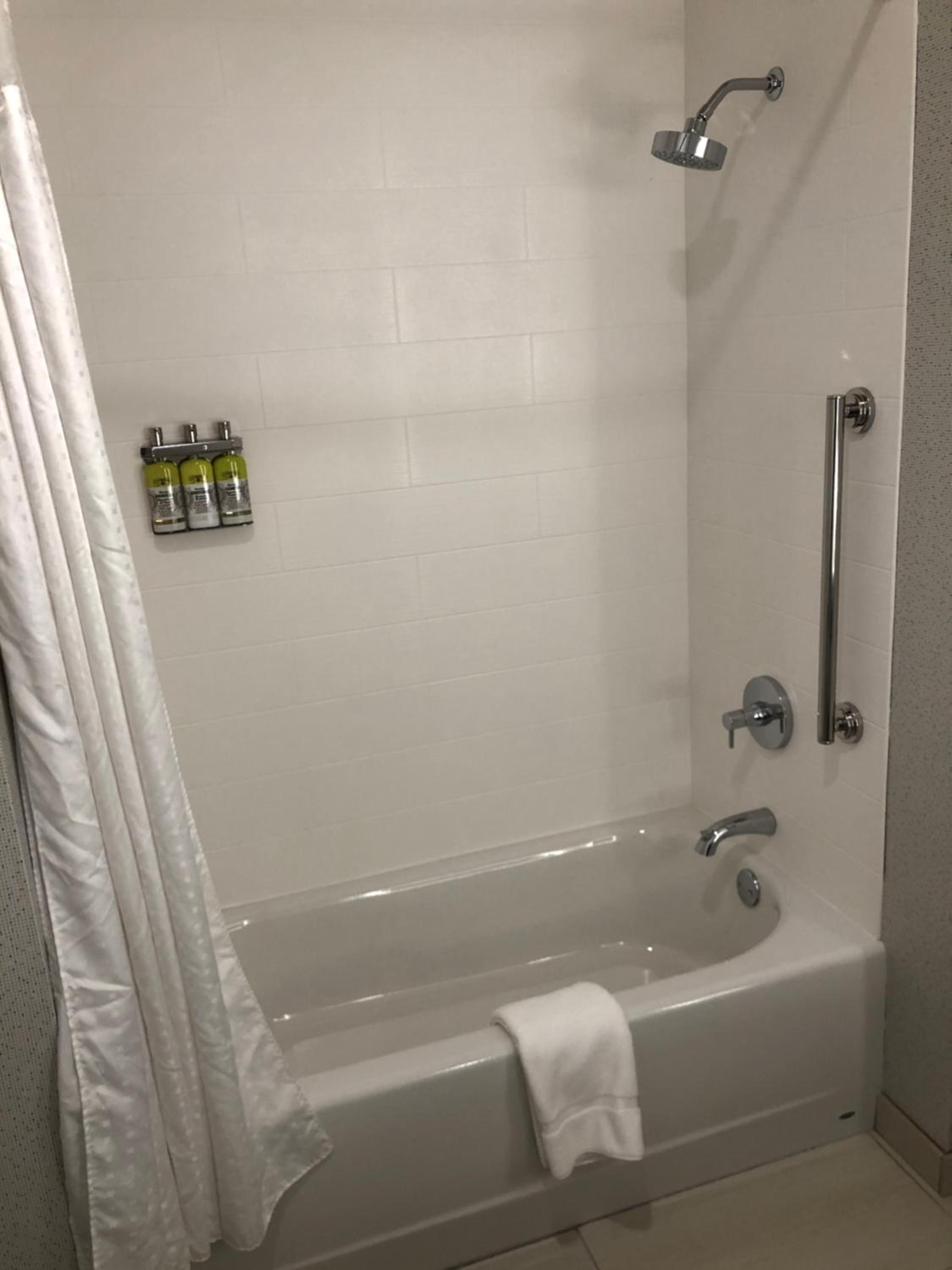 holiday inn express and suites madison w middleton