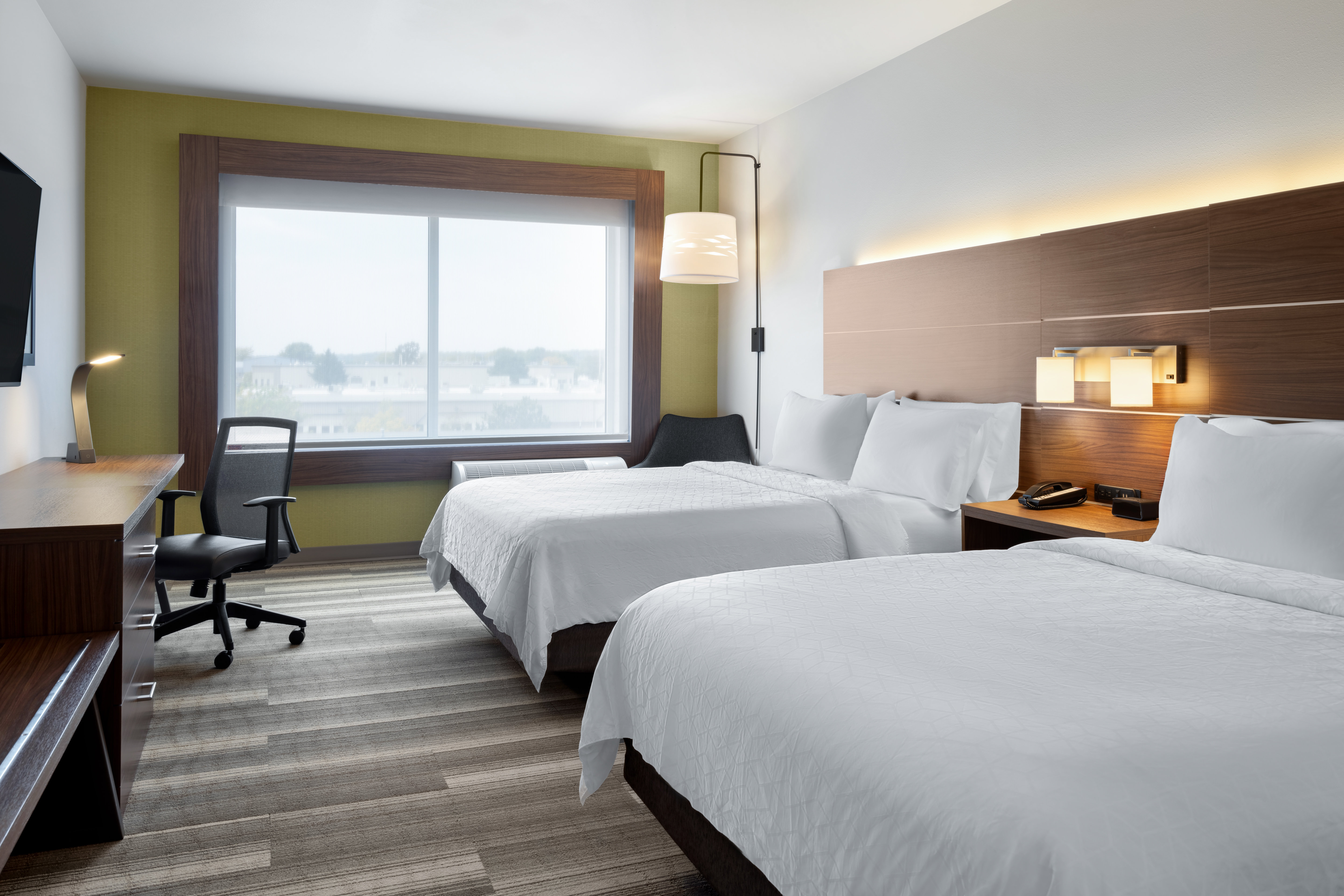 holiday inn express and suites madison w middleton