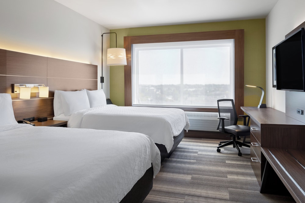 holiday inn express and suites madison w middleton