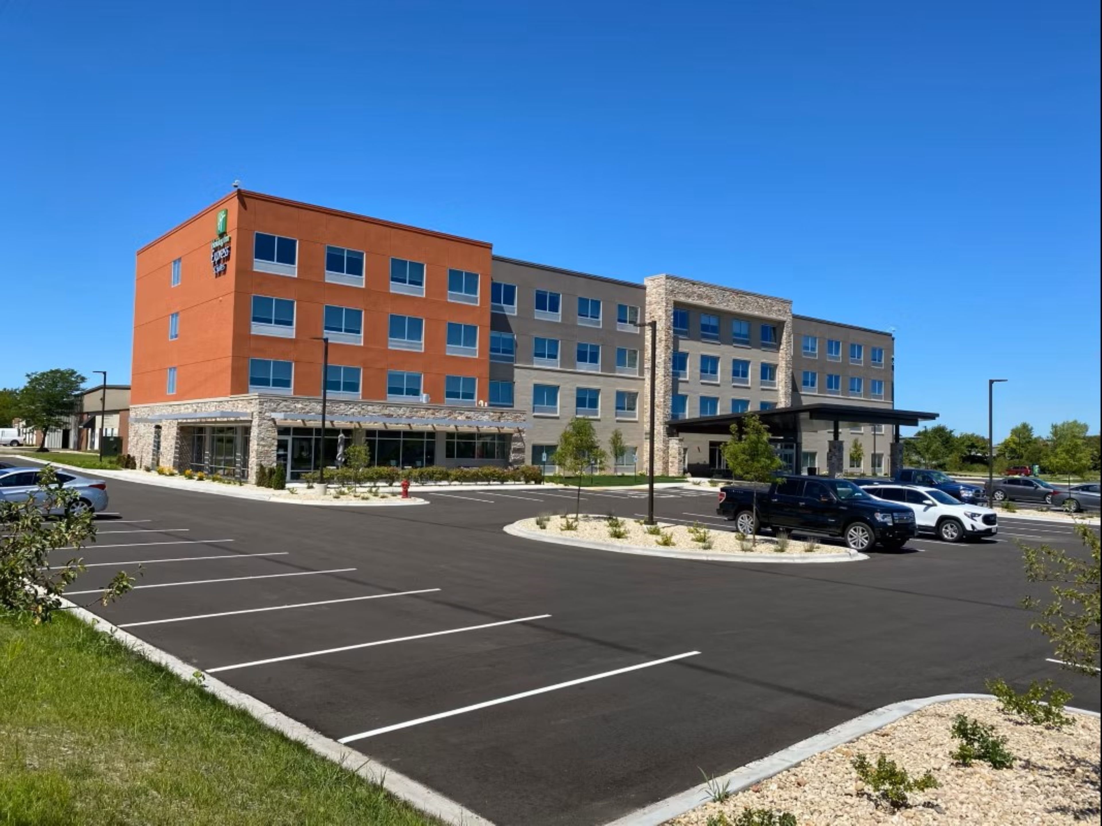 holiday inn express and suites madison w middleton