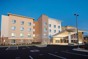 fairfield inn and suites by marriott dayton north