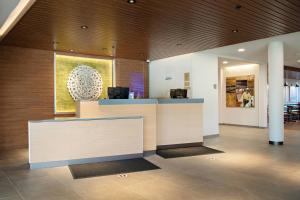 fairfield inn and suites by marriott dayton north