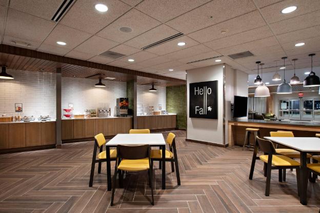 fairfield inn and suites by marriott dayton north