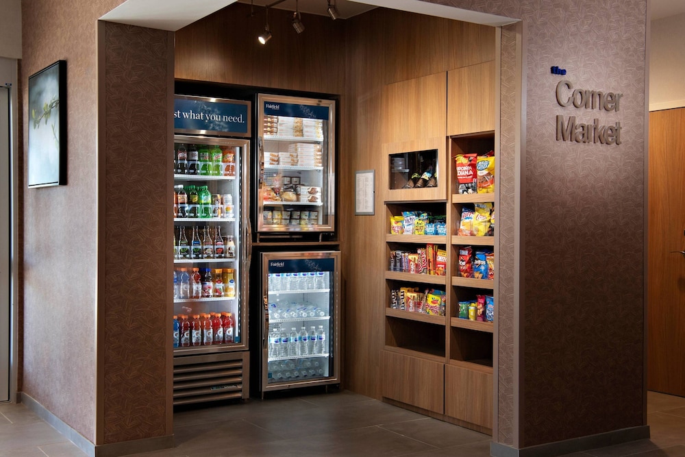 fairfield inn and suites by marriott dayton north