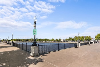 hol inn exp suisun city napa valley area