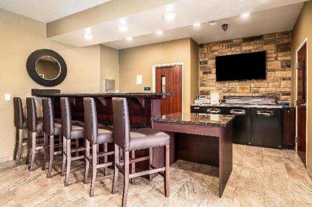 cobblestone hotel and suites cozad
