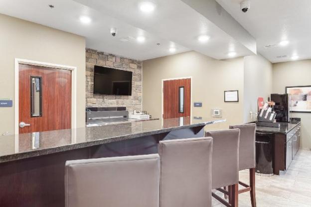 cobblestone hotel and suites cozad