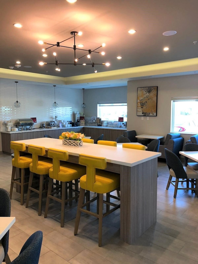 best western plus mid county