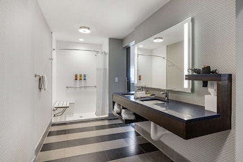 glo best western savannah gateway i 95