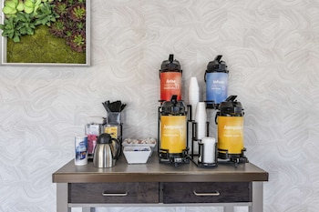 glo best western savannah gateway i 95