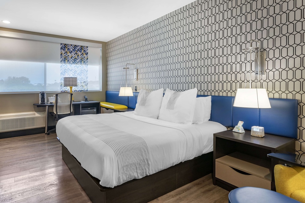 glo best western savannah gateway i 95