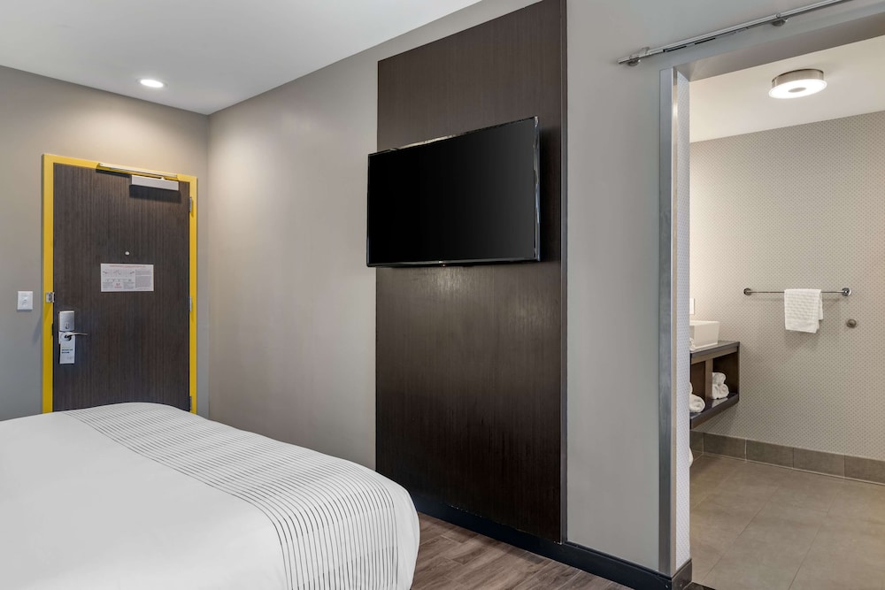 glo best western savannah gateway i 95