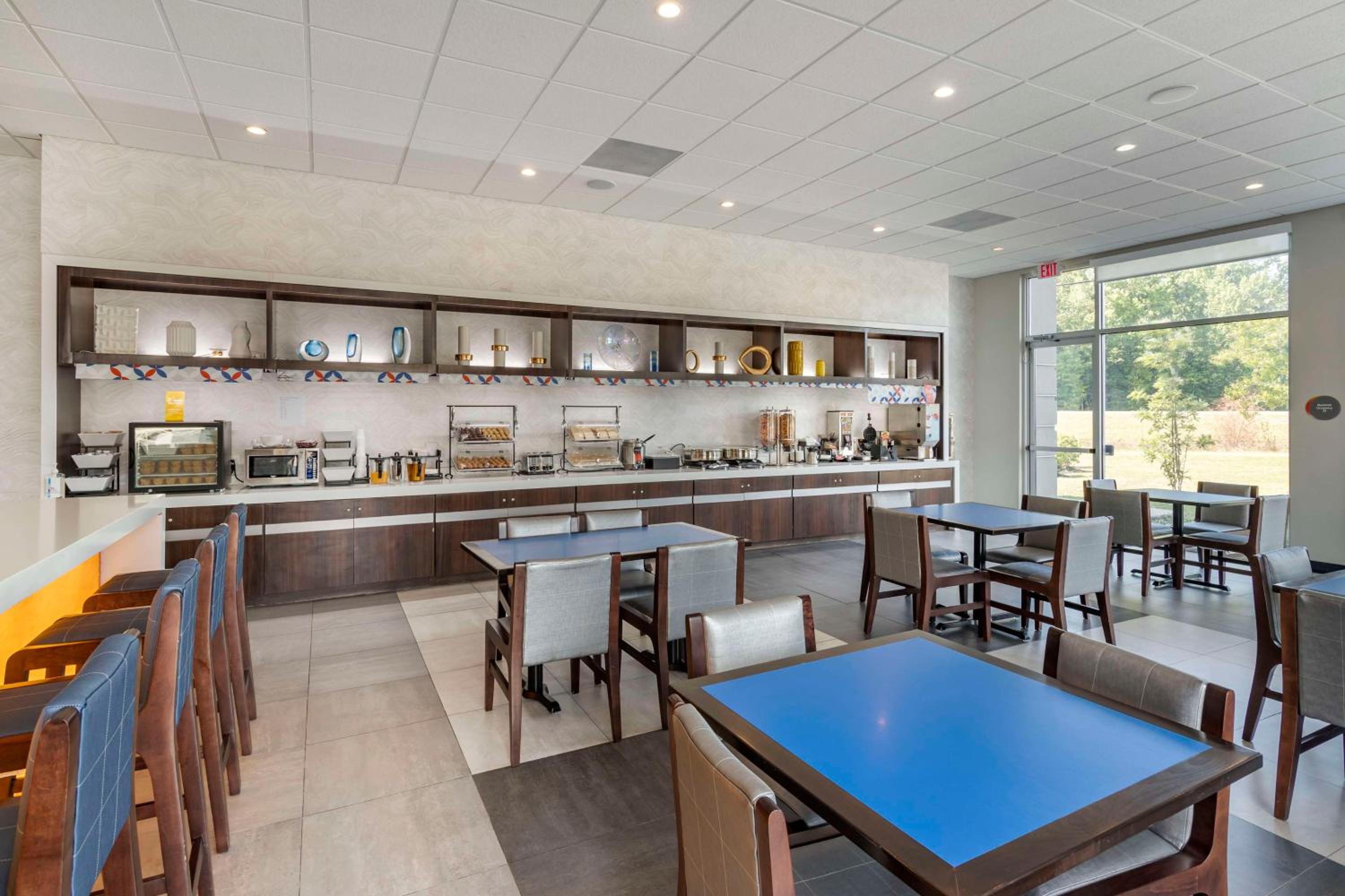 glo best western savannah gateway i 95