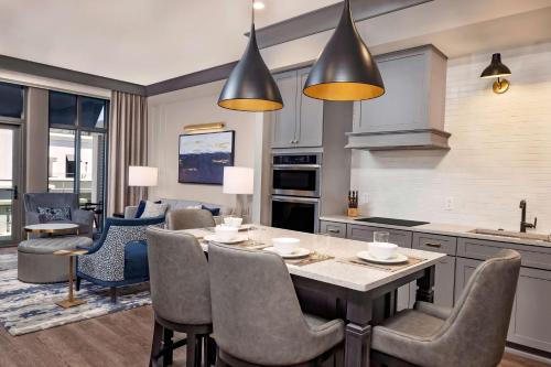 hilton club liberty place charleston