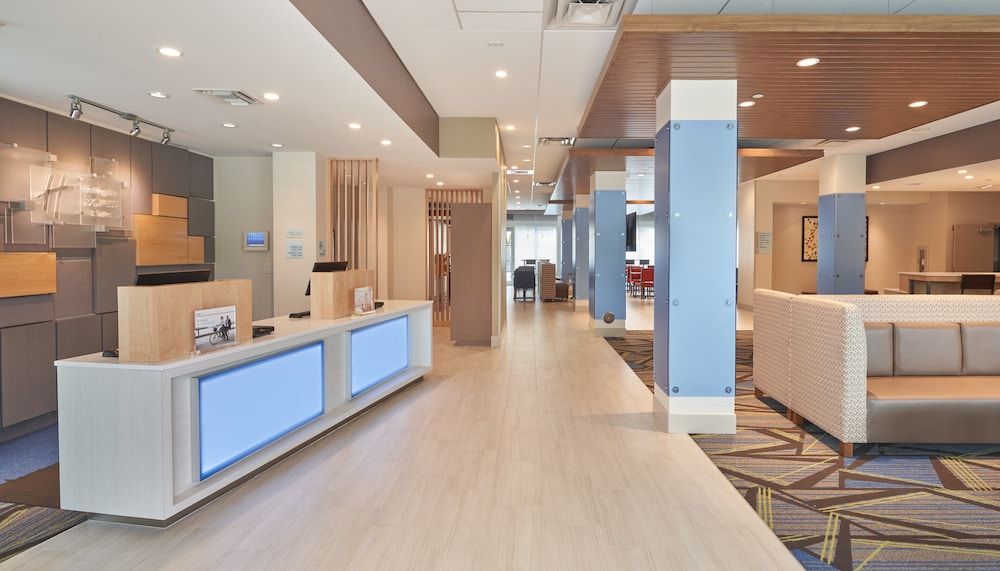 holiday inn express doral miami an ihg hotel