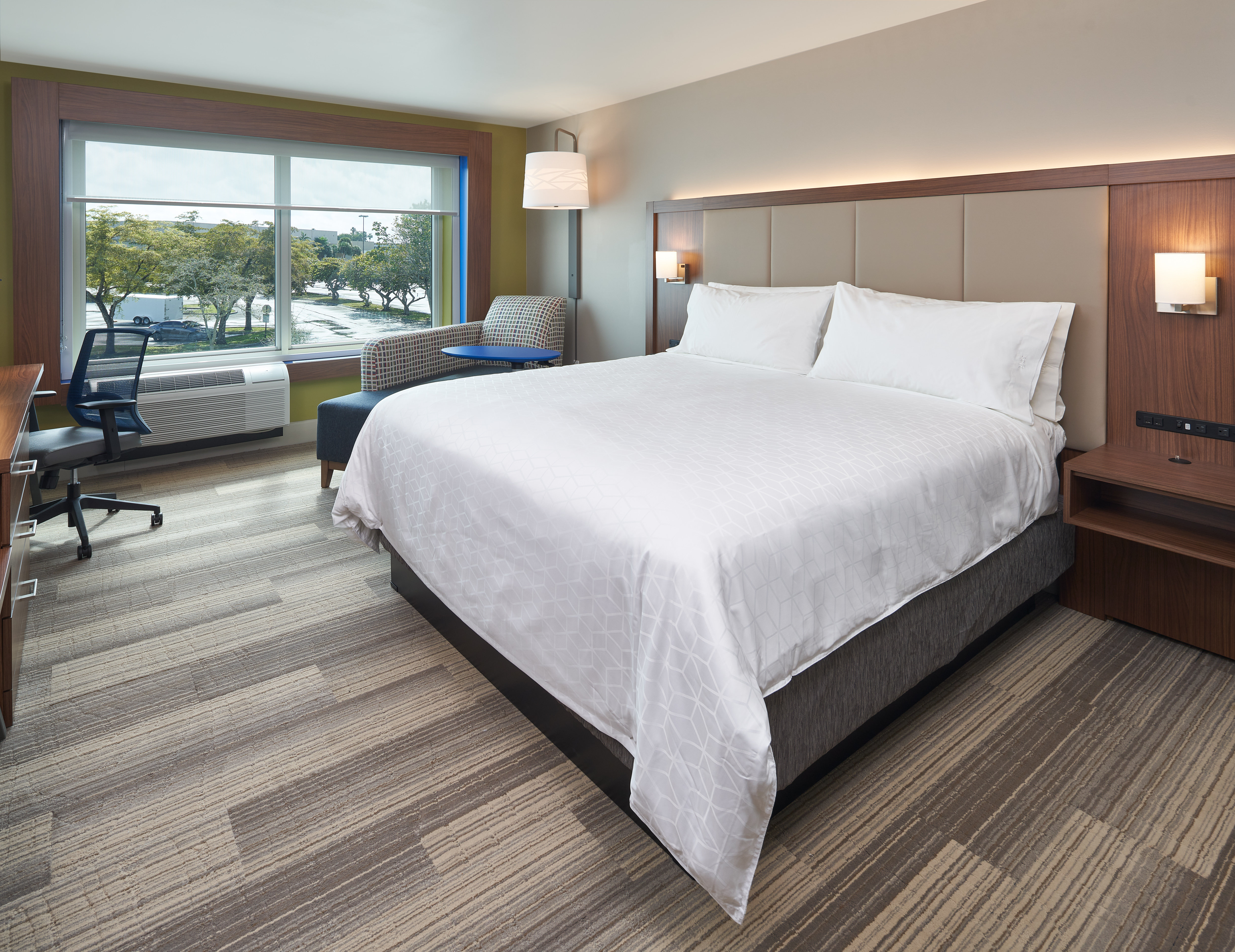 holiday inn express doral miami an ihg hotel