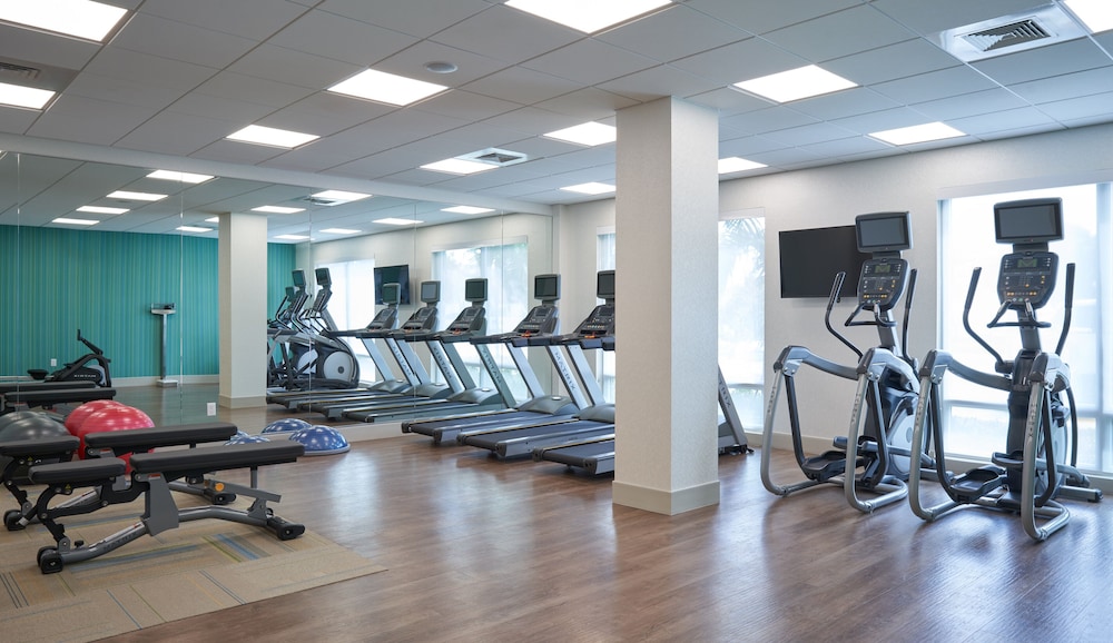 holiday inn express doral miami an ihg hotel