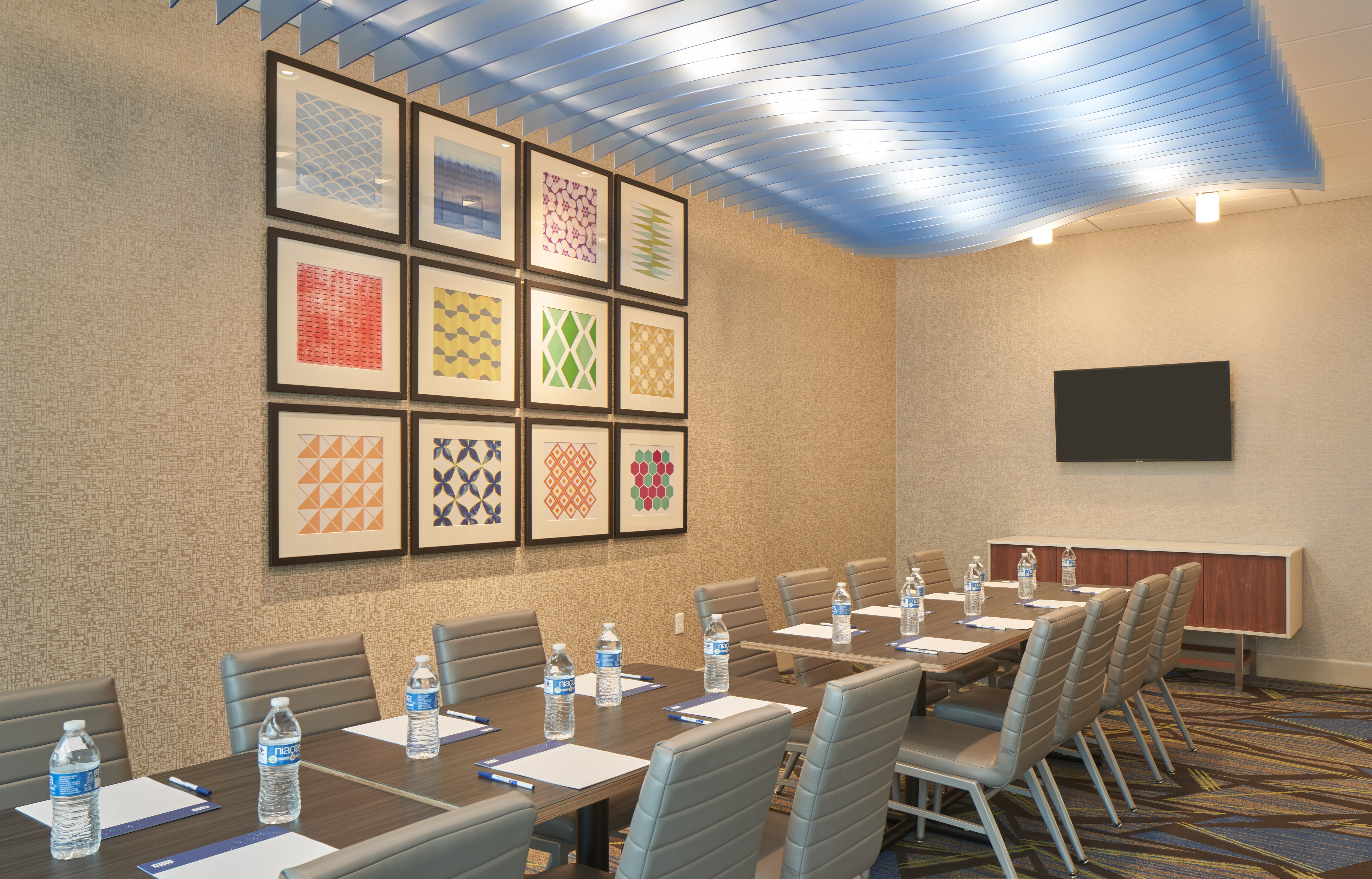 holiday inn express doral miami an ihg hotel