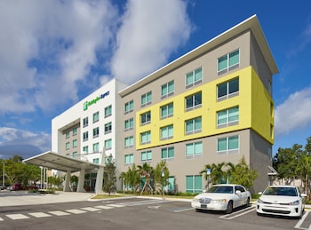 holiday inn express doral miami an ihg hotel