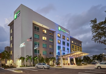 holiday inn express doral miami an ihg hotel