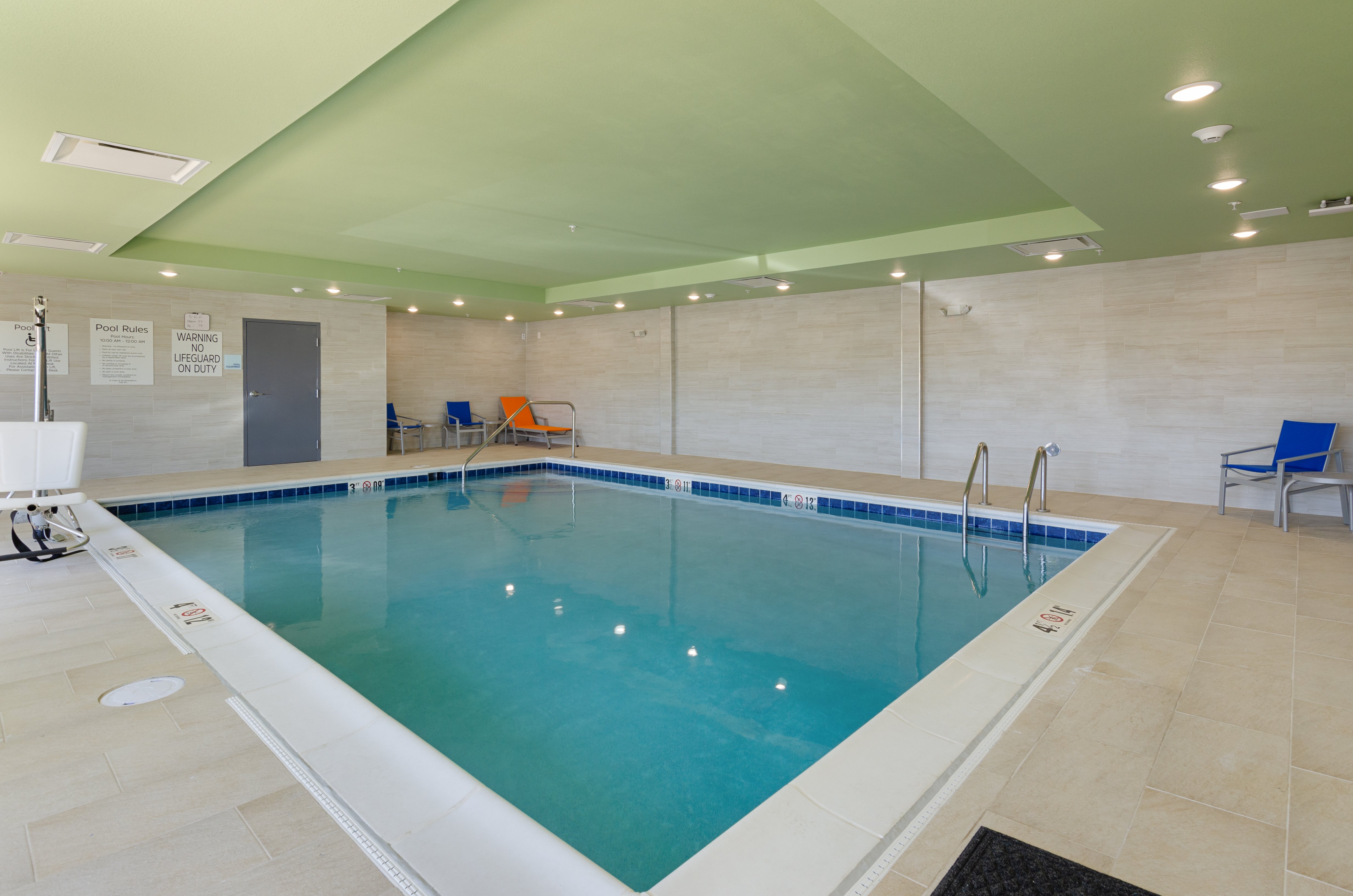 holiday inn express and suites abingdon an ihg hotel