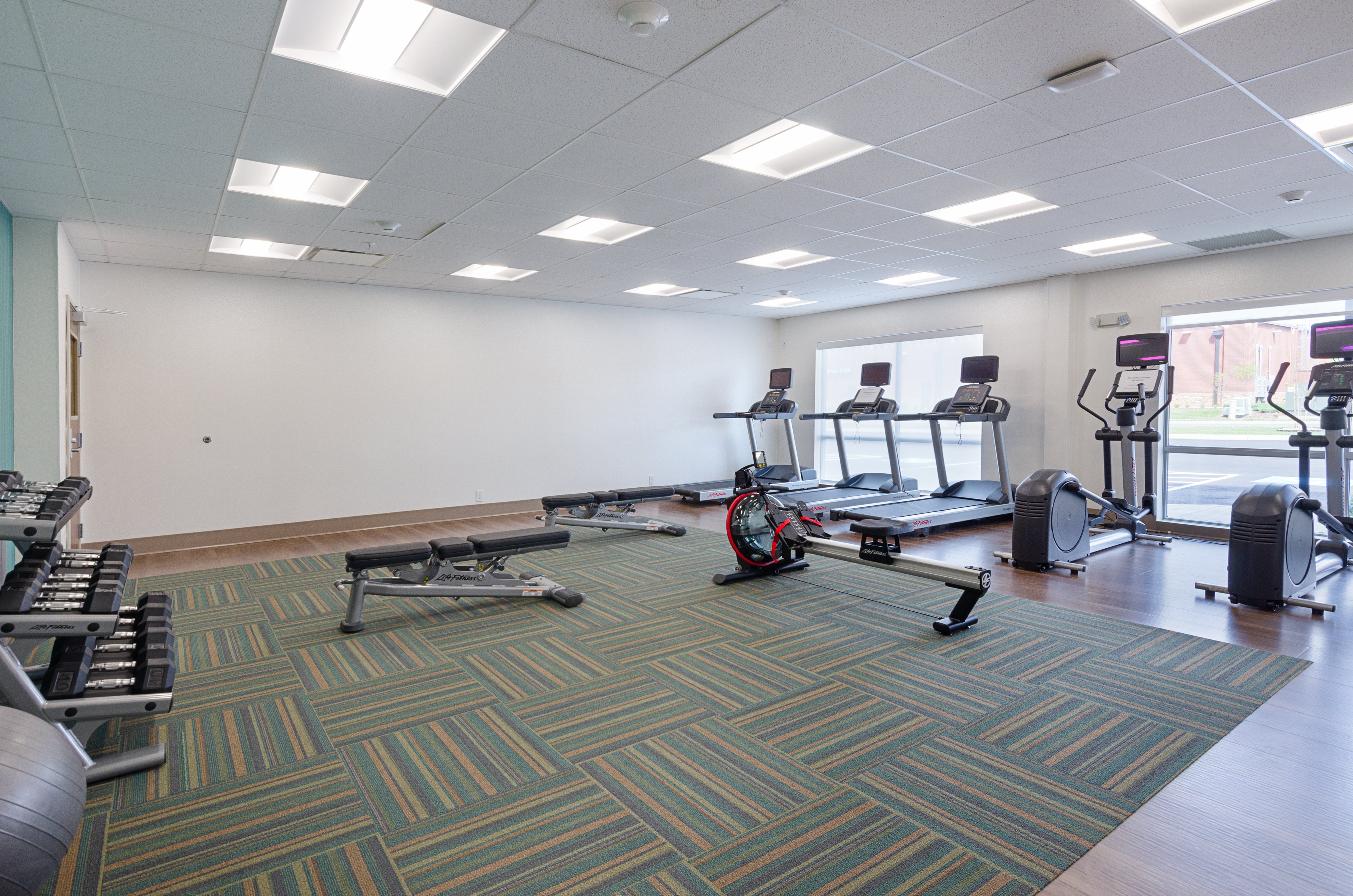 holiday inn express and suites abingdon an ihg hotel