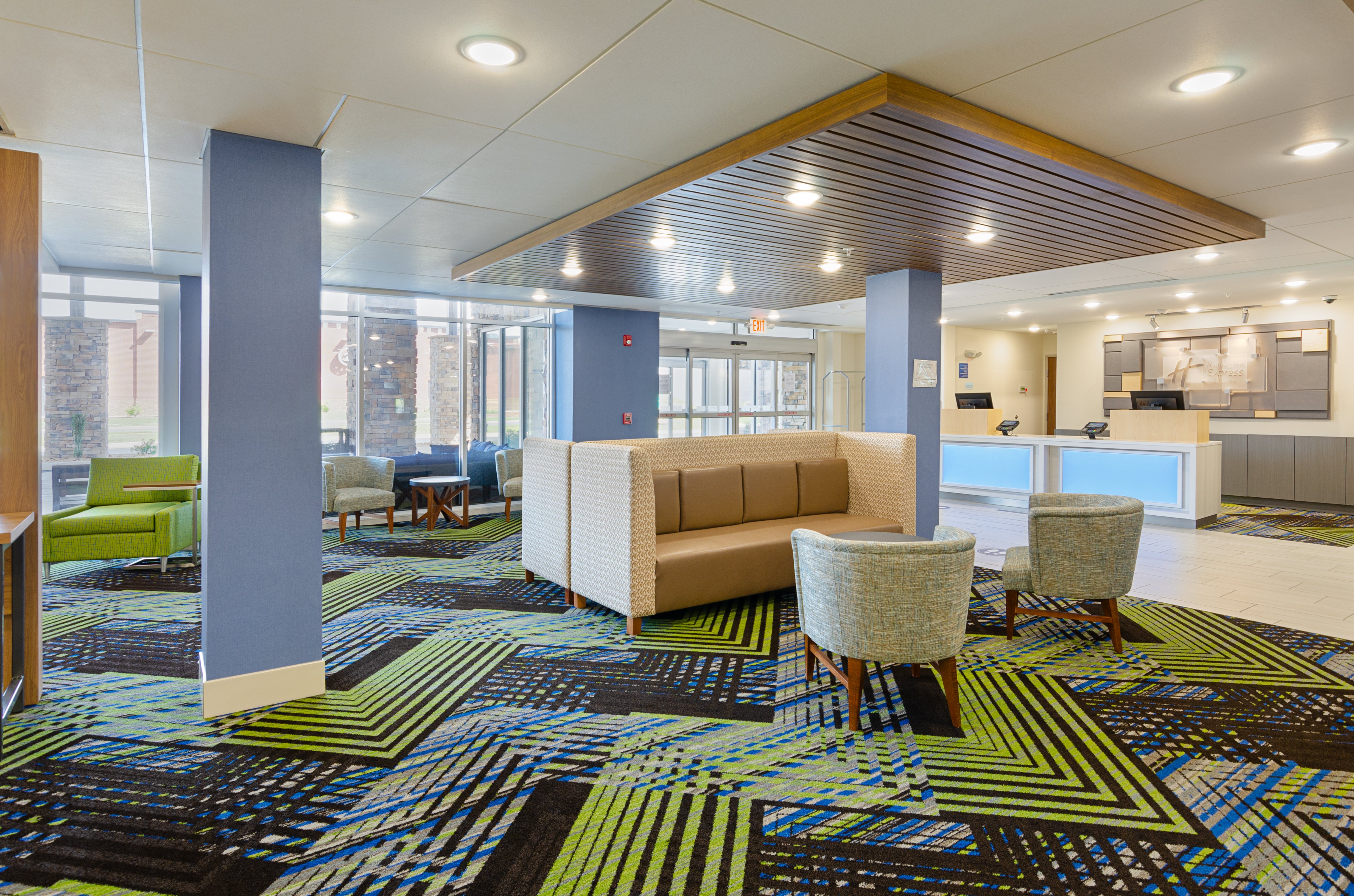 holiday inn express and suites abingdon an ihg hotel