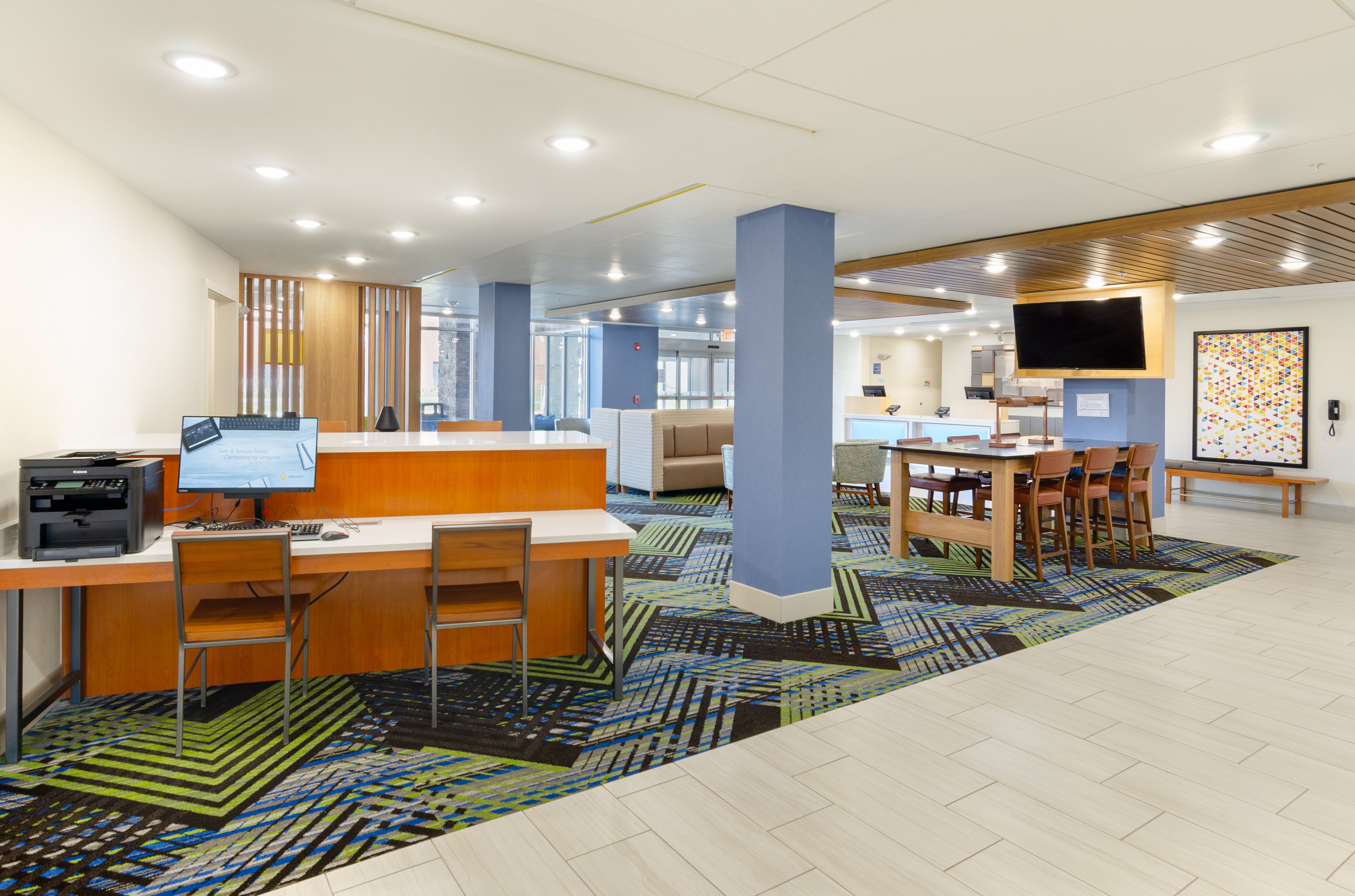 holiday inn express and suites abingdon an ihg hotel
